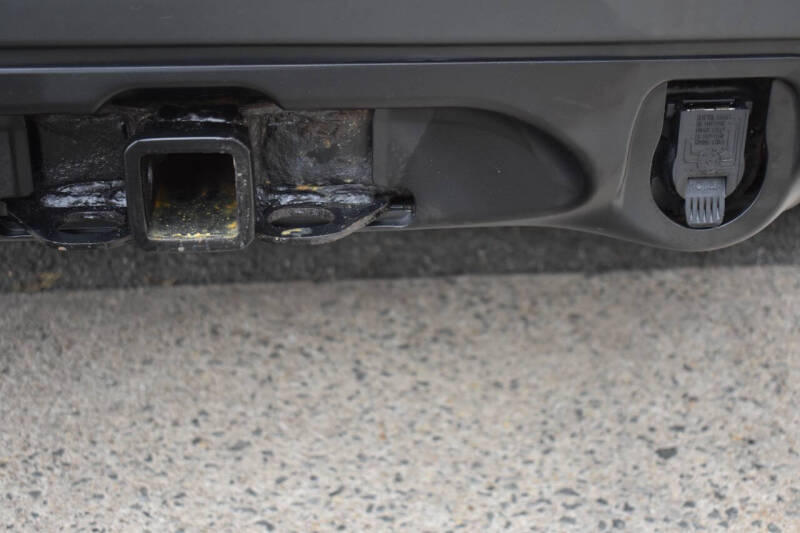 2016 Nissan Pathfinder SL