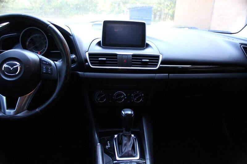 2016 Mazda MAZDA3 i Touring