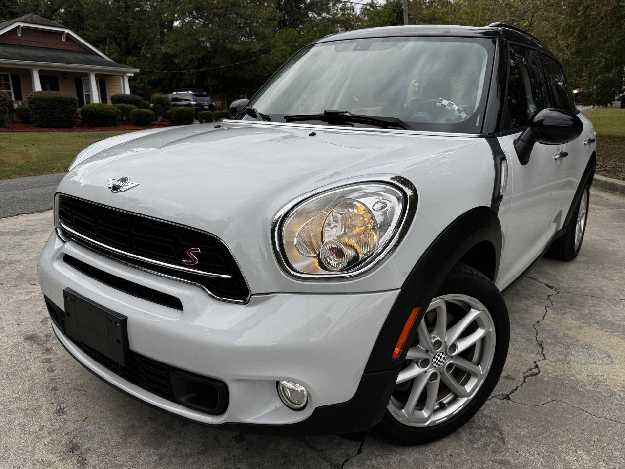 2016 MINI Countryman Cooper S 4dr Crossover's photo