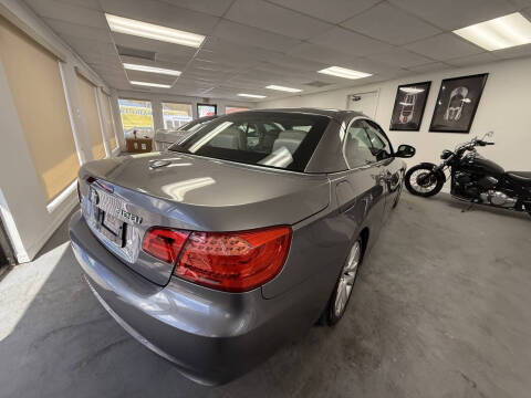 2011 BMW 3 Series 328i