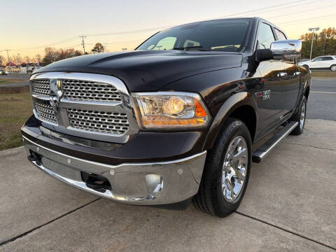 2017 RAM 1500 Laramie