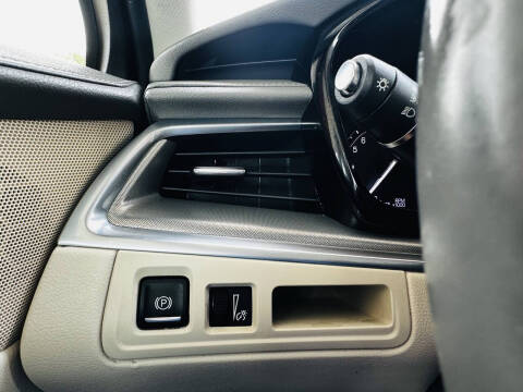 2017 Cadillac XT5 Luxury