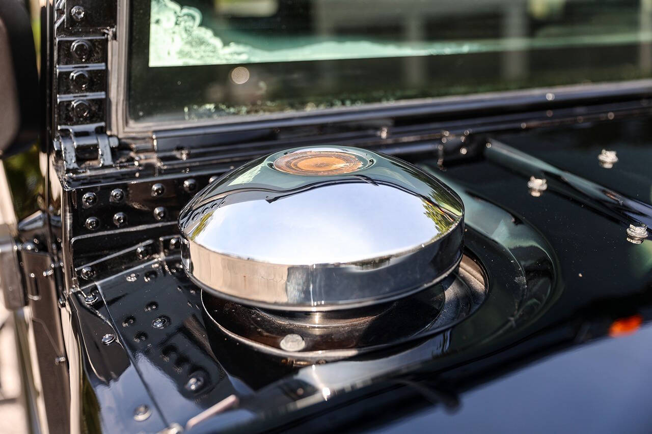 2004 HUMMER H1 35