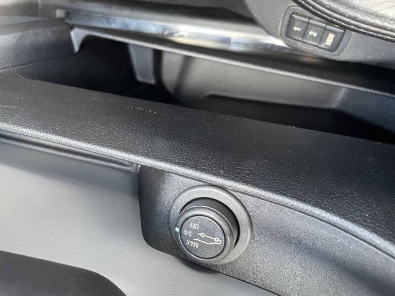 2010 Cadillac SRX Premium Collection