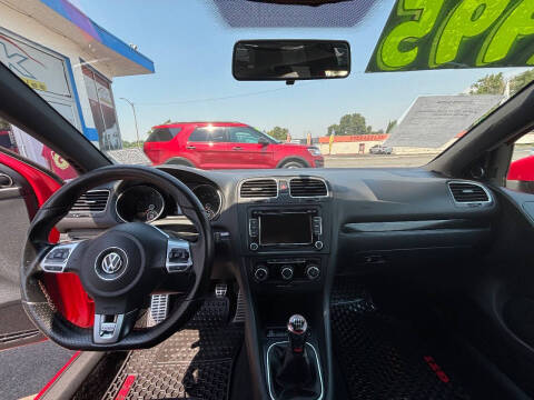 2010 Volkswagen GTI Base PZEV