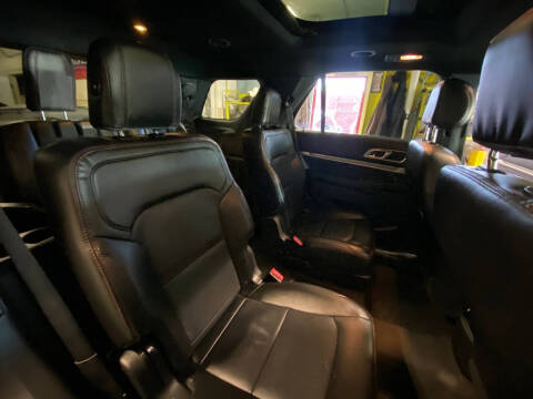 2016 Ford Explorer Sport