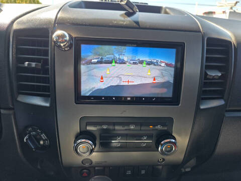 2011 Nissan Titan SV