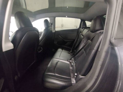 2025 Tesla Model Y Performance