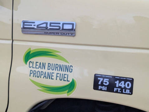 2022 Ford E-Series E-450 SD