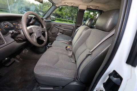 2006 GMC Sierra 2500HD Work Truck