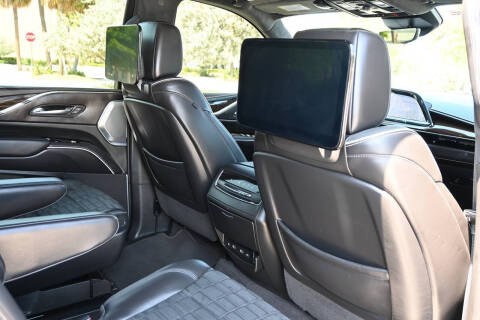 2022 Cadillac Escalade Premium Luxury Platinum