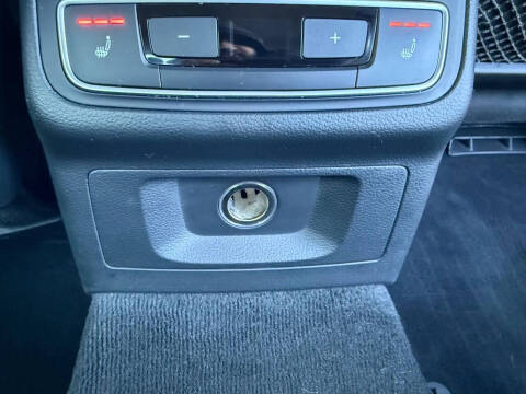 2017 Audi A4 2.0T quattro Premium Plus