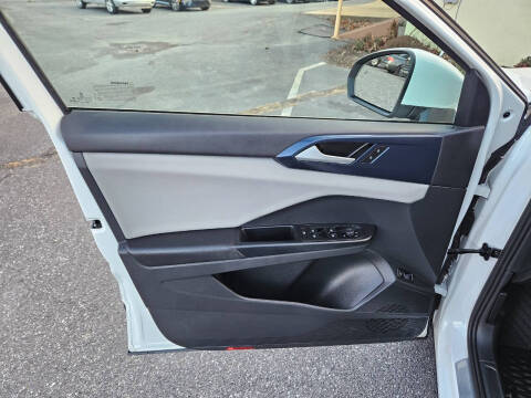 2022 Volkswagen Taos SE 4Motion