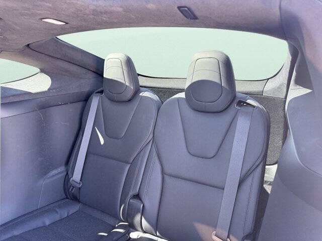 2023 Tesla Model X Standard Range