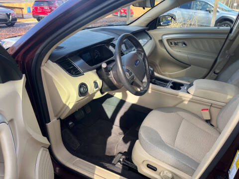 2019 Ford Taurus SEL