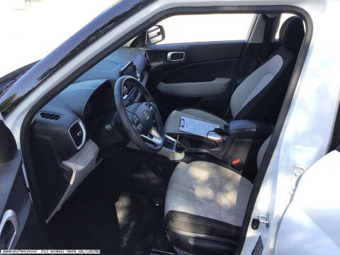 2022 Hyundai Venue SEL