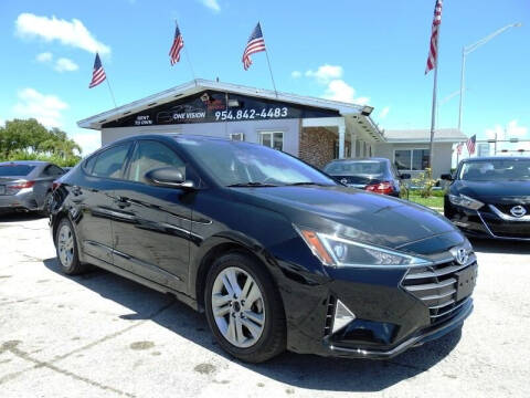 2020 Hyundai Elantra for sale at One Vision Auto in Hollywood FL