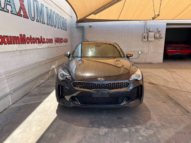 Image 2 of 2020 Kia Stinger