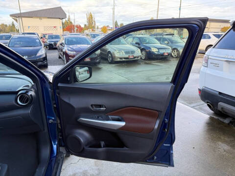 2018 Nissan Kicks SR