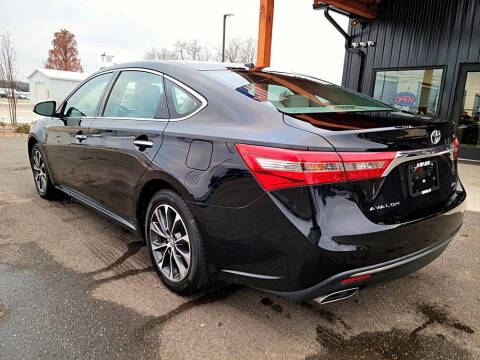 2018 Toyota Avalon XLE