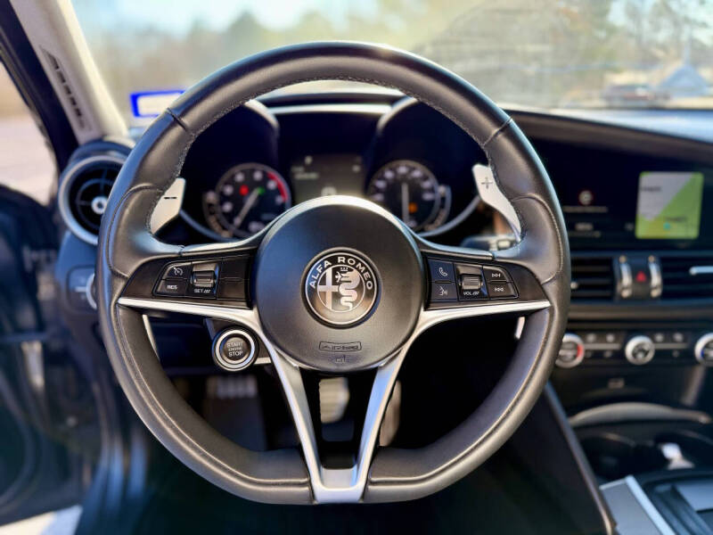 2017 Alfa Romeo Giulia Ti