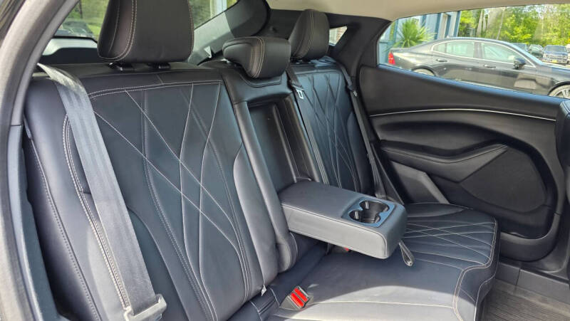 2021 Ford Mustang Mach-E Select