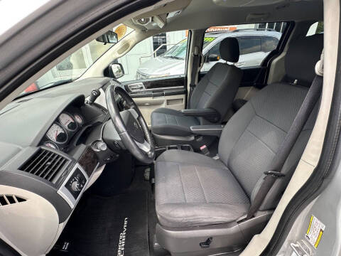 2010 Dodge Grand Caravan SXT