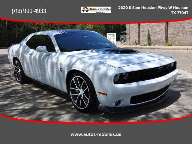 2016 Dodge Challenger 392 HEMI Scat Pack Shaker