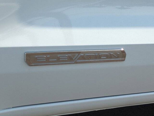 2025 GMC Canyon Elevation