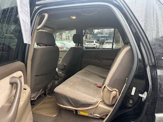 2003 Toyota Sequoia SR5