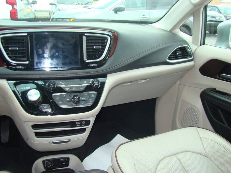 2017 Chrysler Pacifica Limited