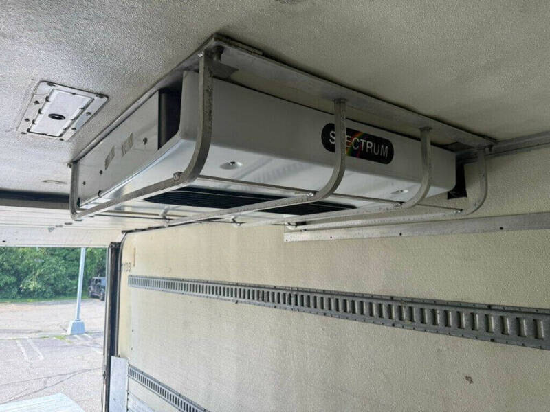 2016 Freightliner M2 106