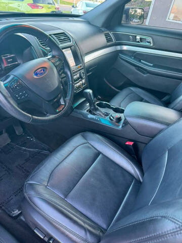 2017 Ford Explorer XLT