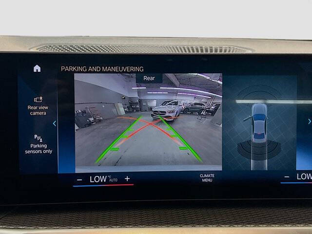 2024 BMW 3 Series 330i