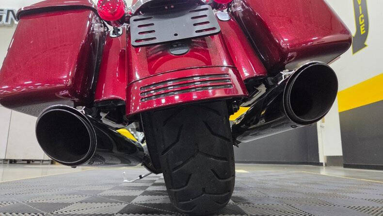 2017 Harley-Davidson FLH