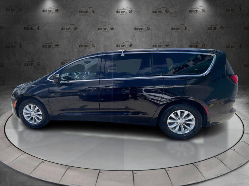 2019 Chrysler Pacifica LX