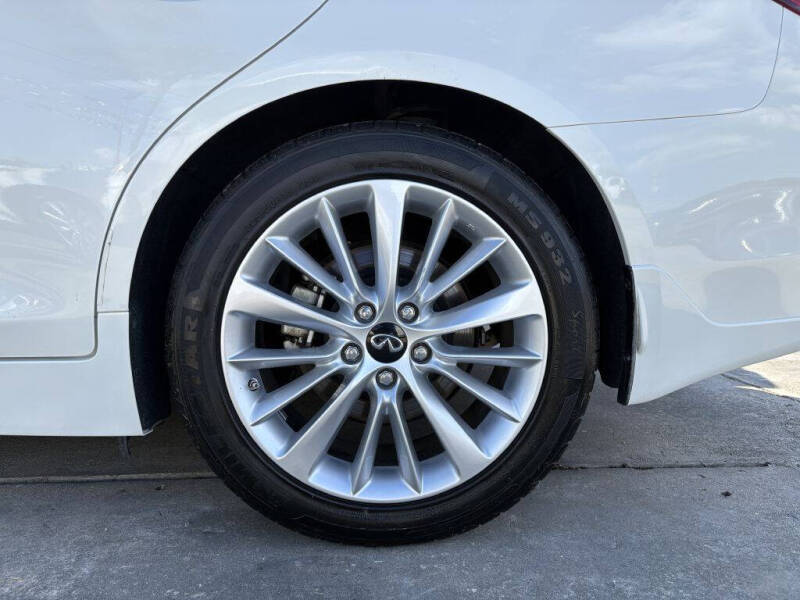 2021 Infiniti Q50 Luxe