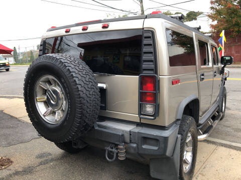 2005 HUMMER H2 Lux Series