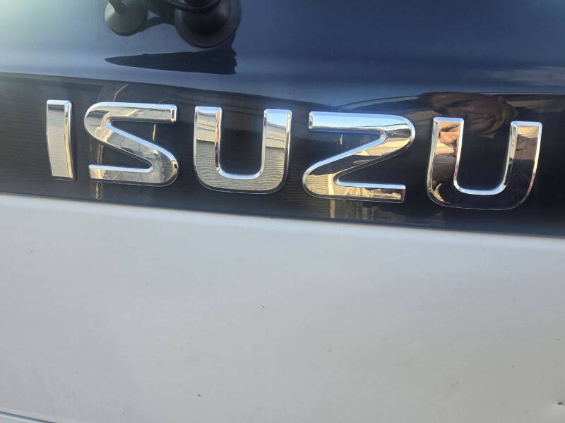 2006 Isuzu NPR