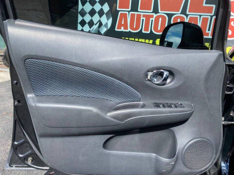 2014 Nissan Versa Note SV