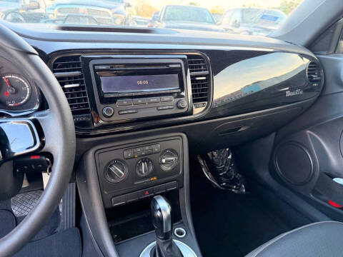 2015 Volkswagen Beetle