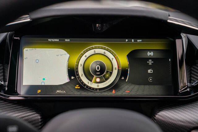 2025 Aston Martin Vantage 6
