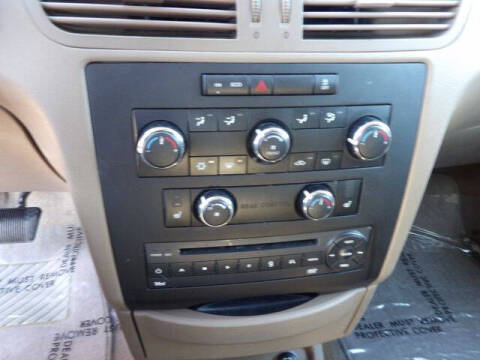 2012 Volkswagen Routan