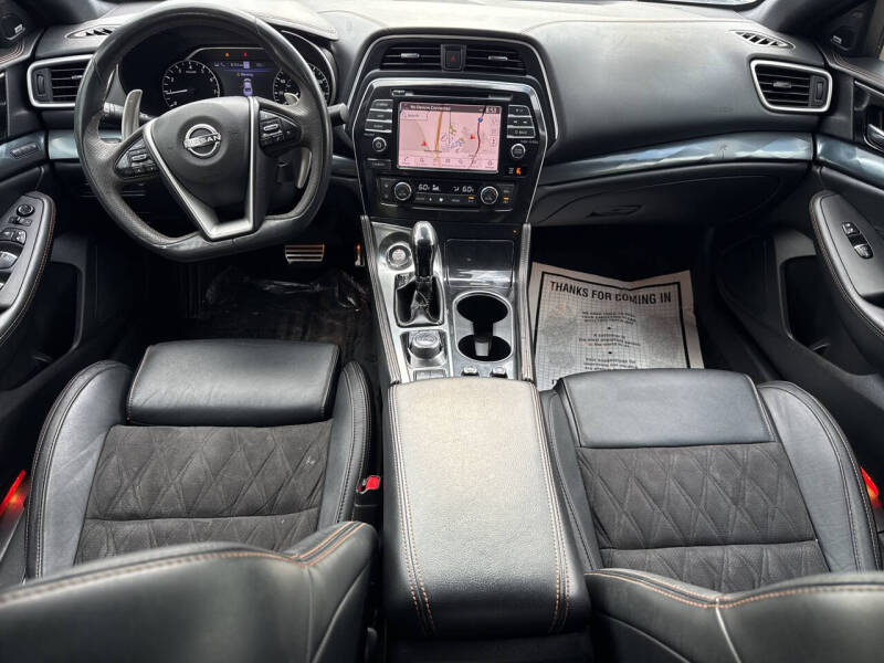 2023 Nissan Maxima 3.5 SR