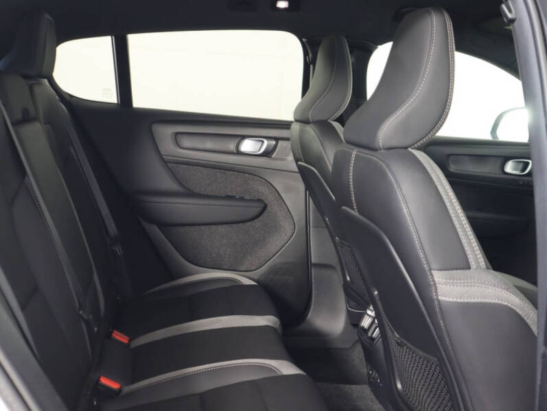 2024 Volvo C40 Recharge Twin Core