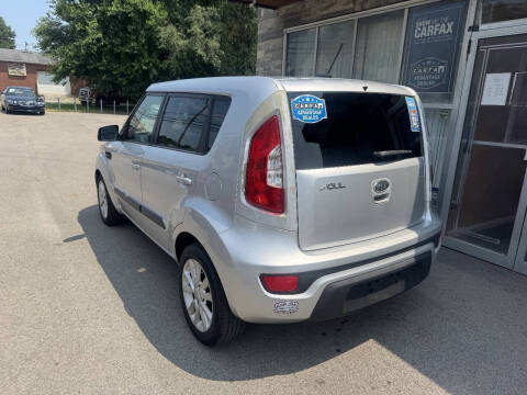 2012 Kia Soul +