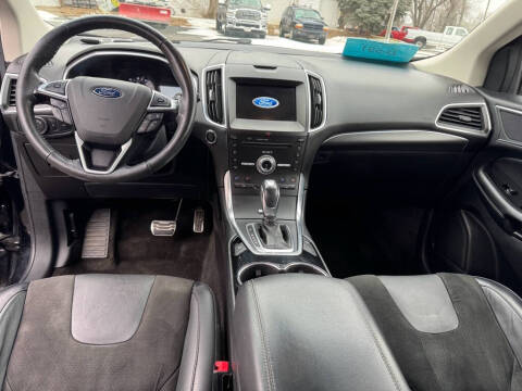 2017 Ford Edge Sport