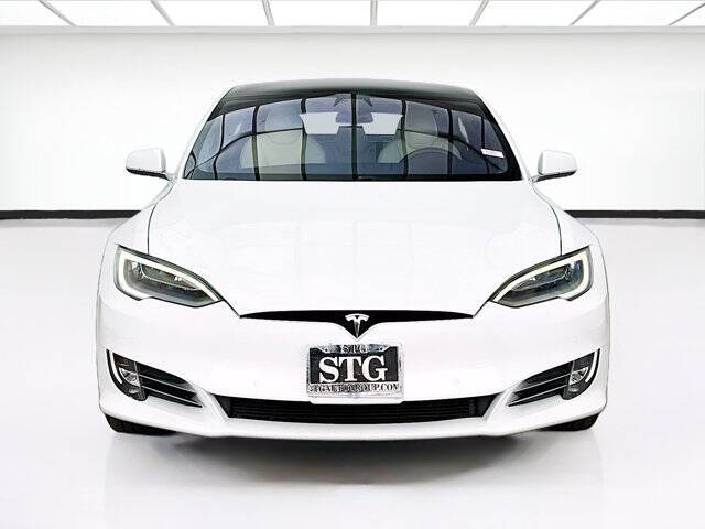 2020 Tesla Model S Long Range