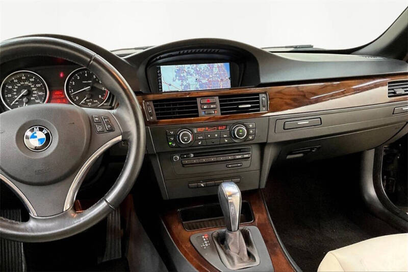 2012 BMW 3 Series 328i