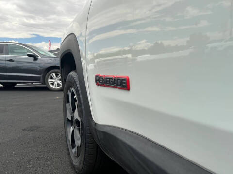 2022 Jeep Renegade Trailhawk